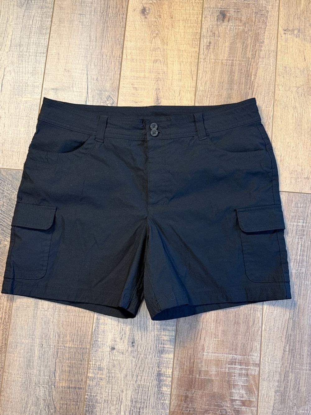 Eddie Bauer Womens Summer Trail Cargo Shorts Pockets Stretch Black Size 14